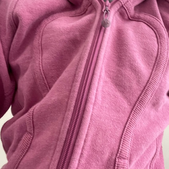 Fits xs-s lululemon jacket - Picture 4 of 5